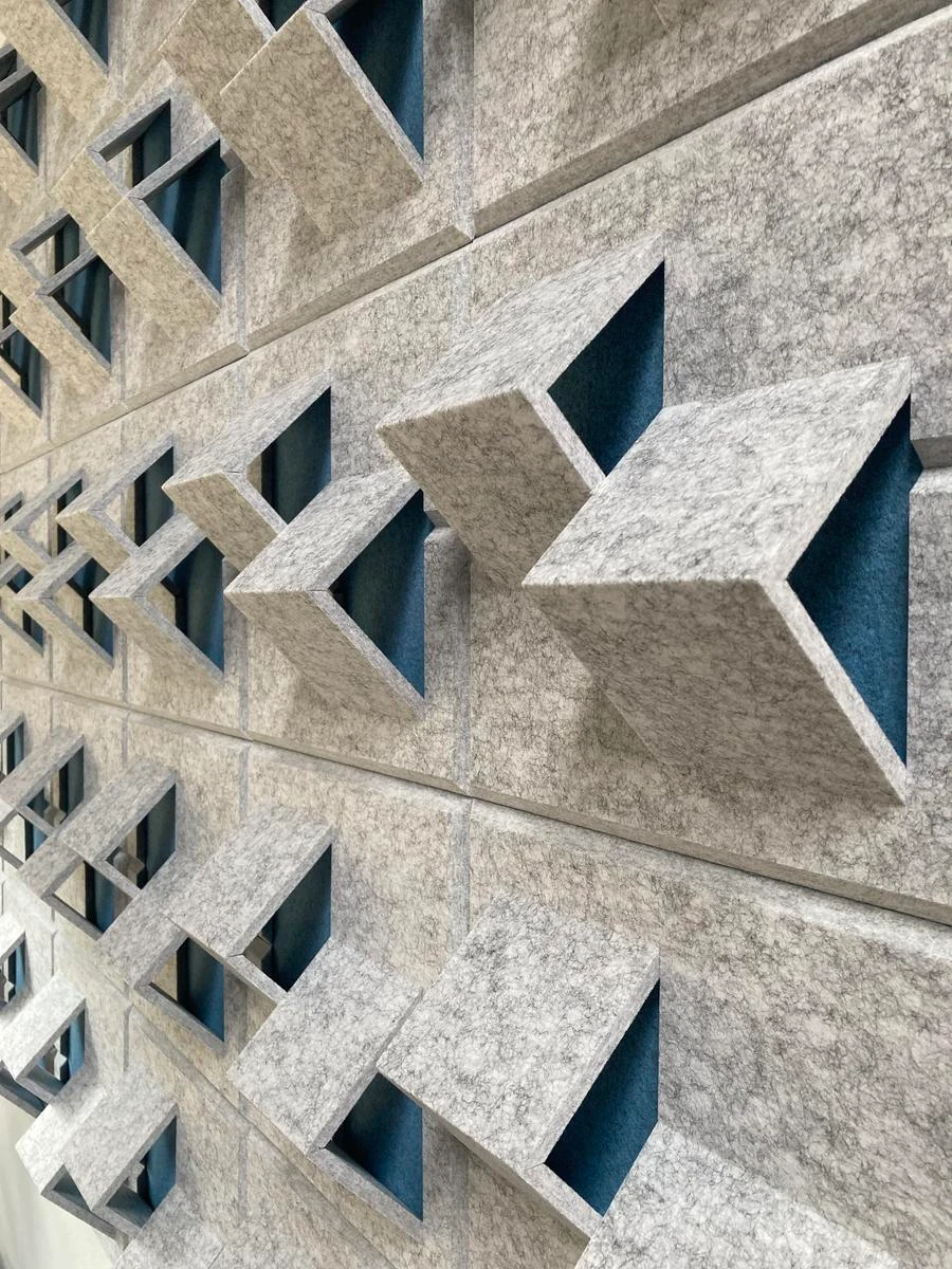 2V-Fold Wall Tile